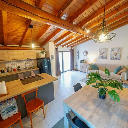 Ab13 - - Terrazzo * Sorico
